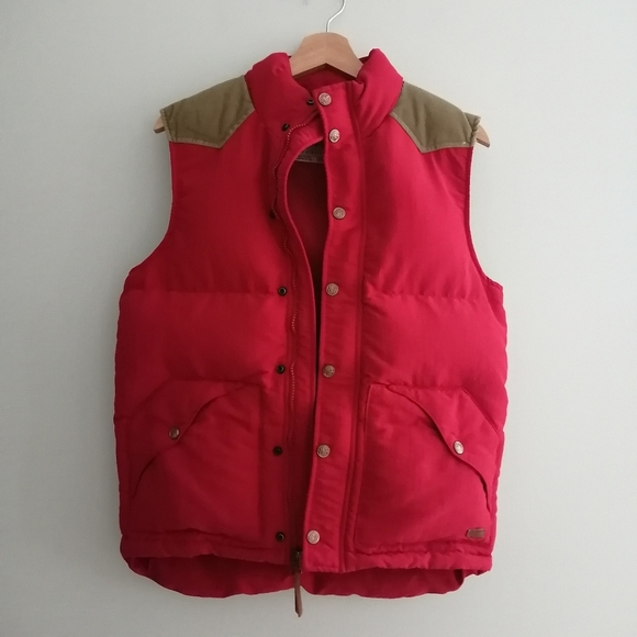 Levi's Men's Goose Down Fill Red Puffer Vest With Corduroy Trim Small - Picture 5 of 15